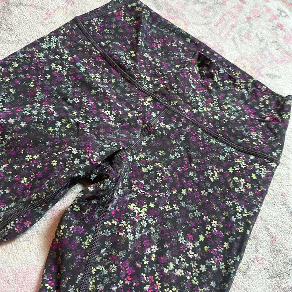 LULULEMON FLEUR MOTION MULTI WUNDER UNDER HR TIGHT 25 inches